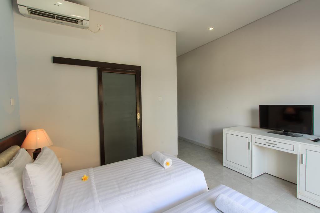 Rabasta Mahayana Kuta Hotel Bali Exterior photo